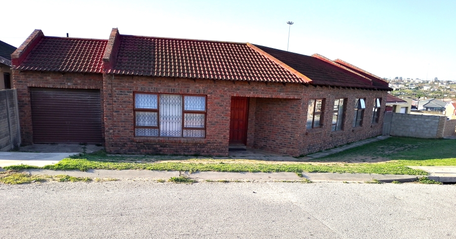 4 Bedroom Property for Sale in Kwadwesi Eastern Cape